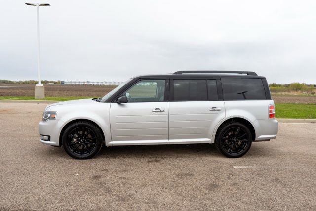 Used 2019 Ford Flex Limited w/ Appearance Package AWD/4WD image 4