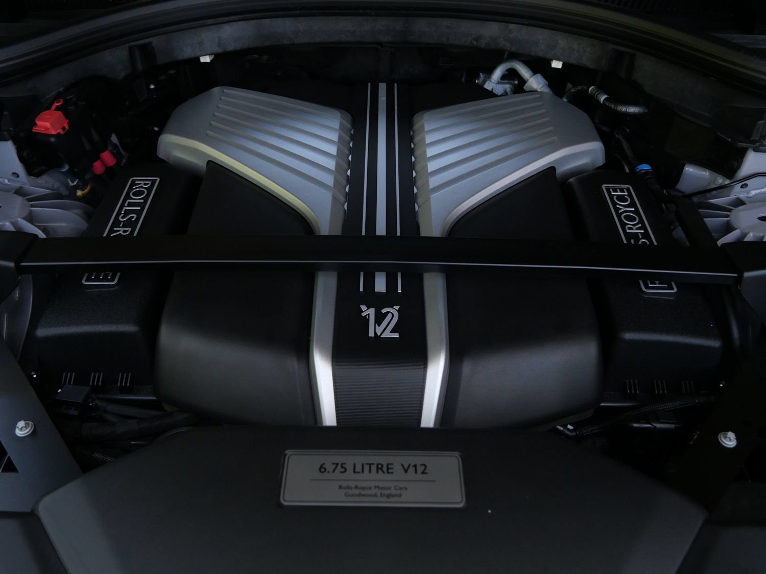 Certified 2024 Rolls-Royce Cullinan AWD/4WD image 30