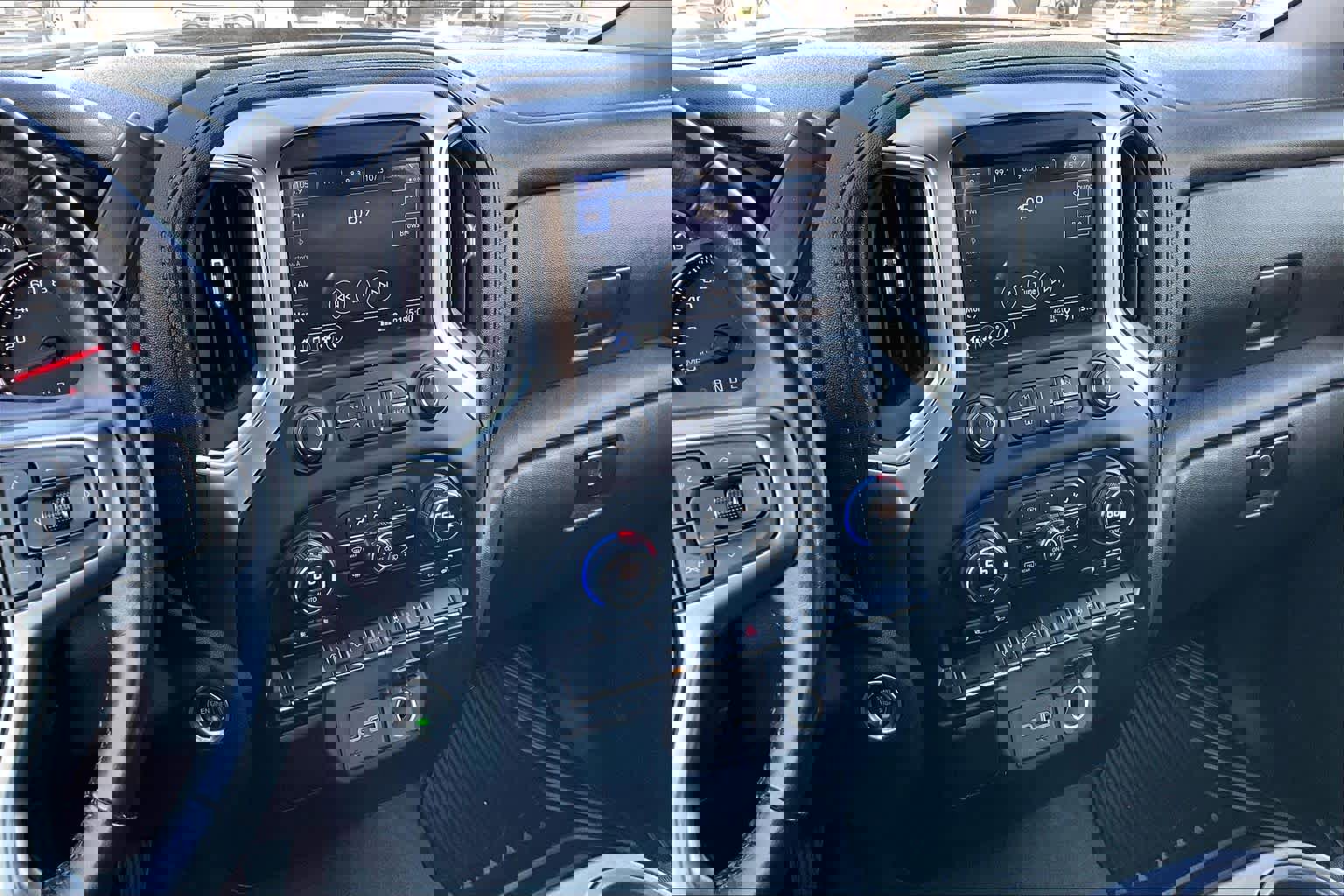 Used 2020 Chevrolet Silverado 1500 LT w/ Texas Edition RWD image 7