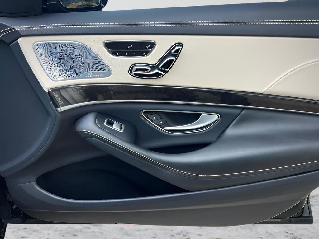 Used 2018 Mercedes-Benz S 560 Sedan image 37