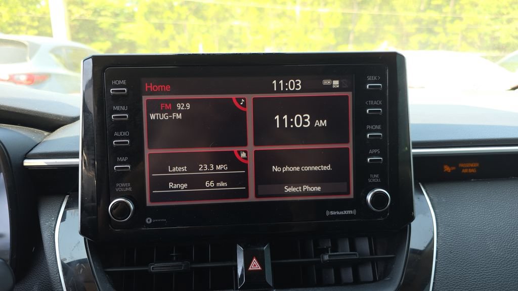Used 2021 Toyota Corolla LE FWD image 18