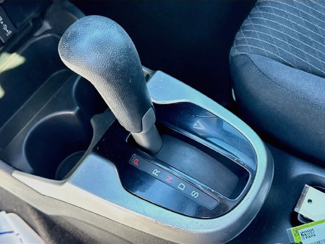 Used 2020 Honda Fit EX image 23