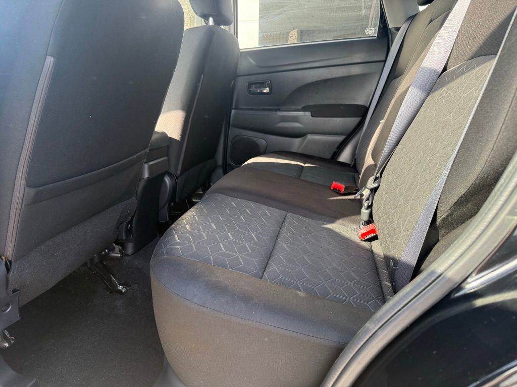 Used 2021 Mitsubishi Outlander Sport FWD image 13