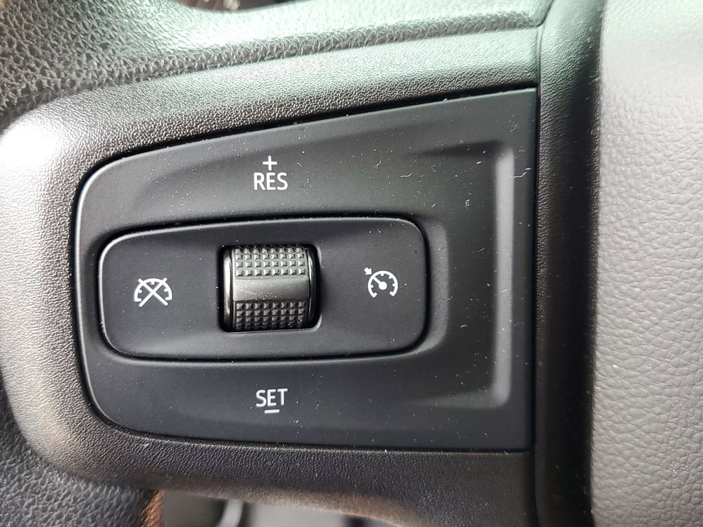 Used 2020 Chevrolet Silverado 1500 Custom w/ Custom Value Package image 23