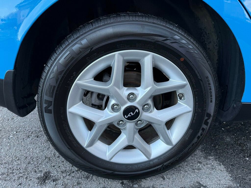 Used 2023 Kia Soul S image 10