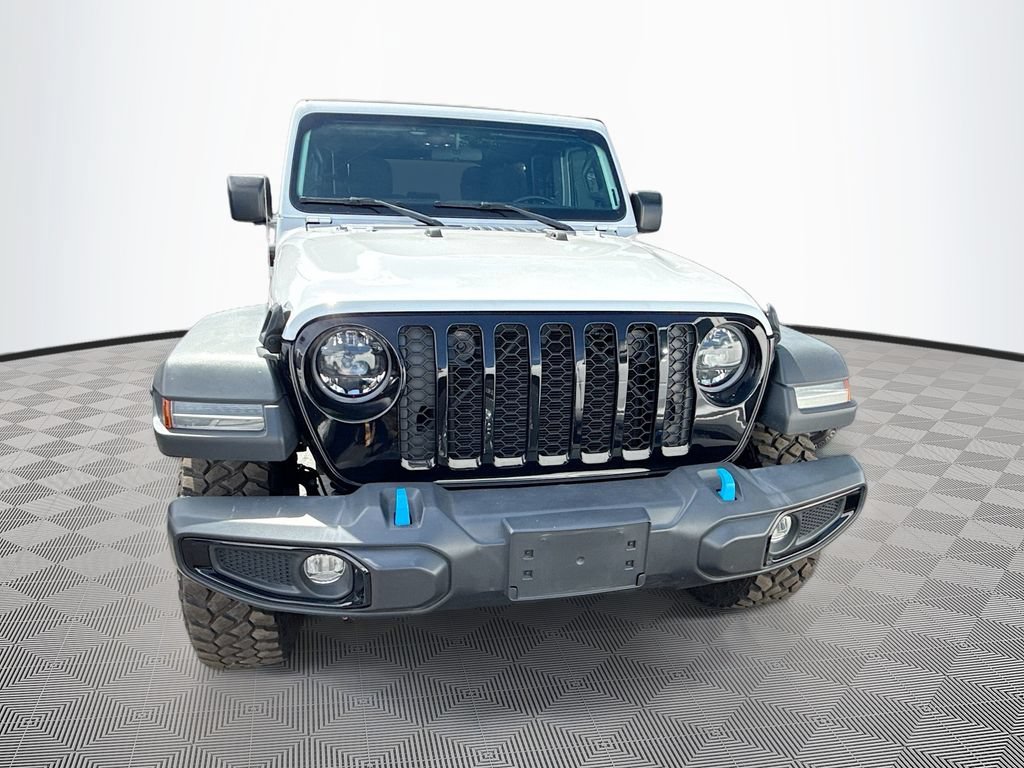 Used 2023 Jeep Wrangler Unlimited w/ Cold Weather Group AWD/4WD image 2