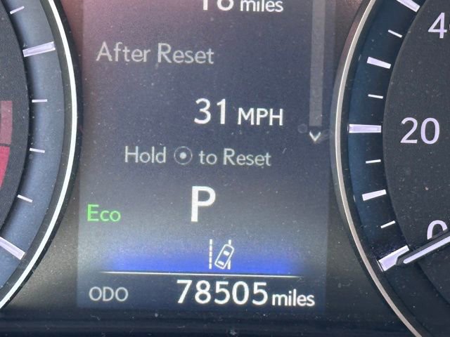 Used 2021 Lexus RX 350L Premium w/ Premium Package image 17