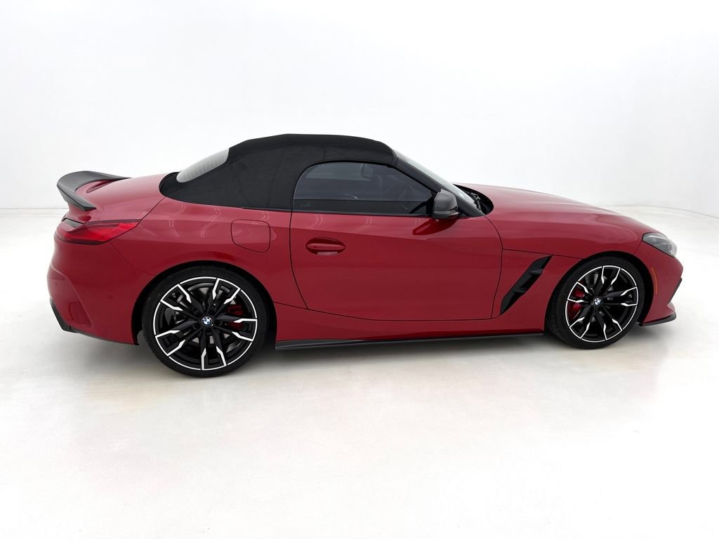 Certified 2025 BMW Z4 M40i w/ Edition image 6