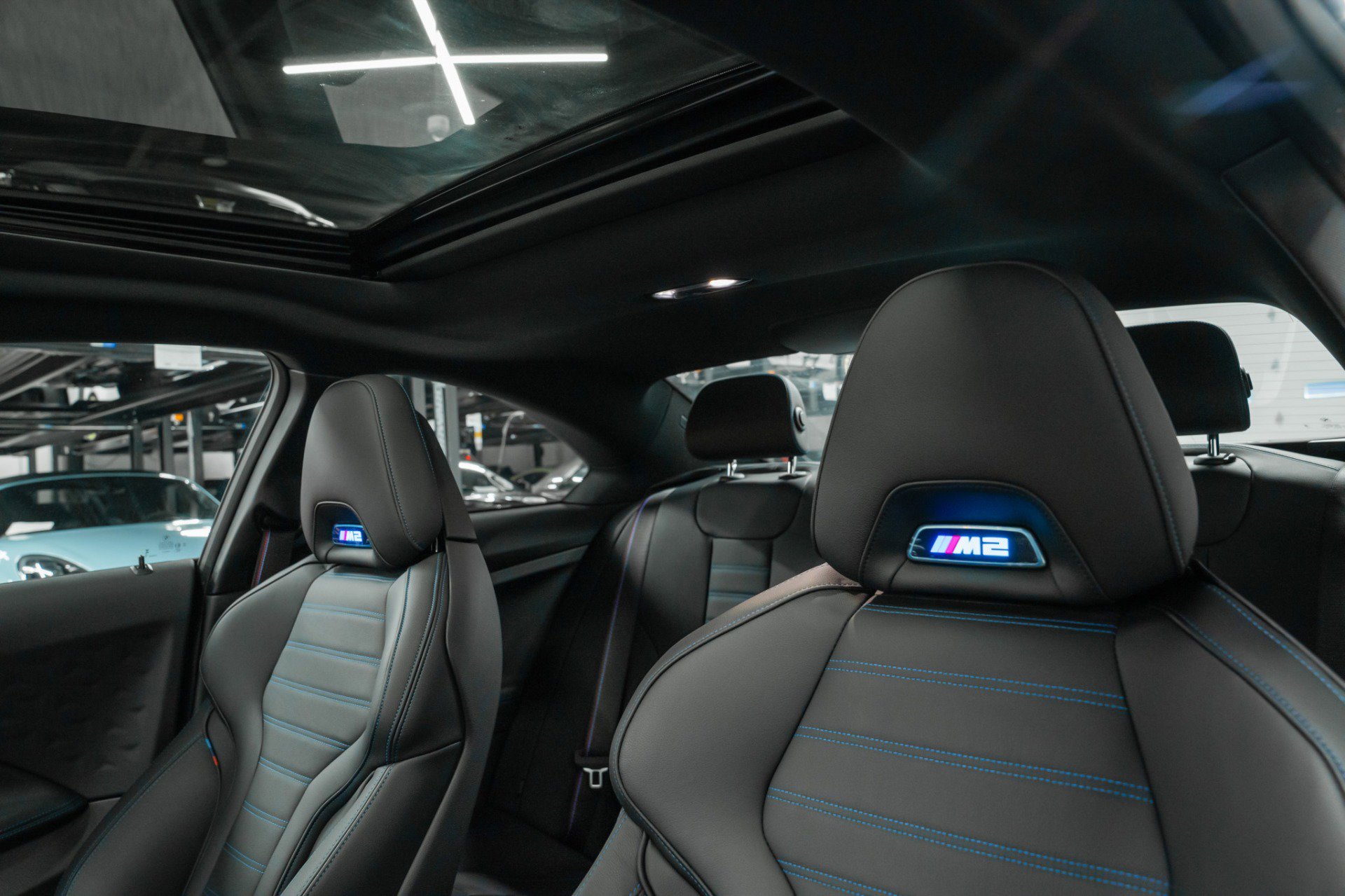 Used 2024 BMW M2 w/ Lighting Package image 17