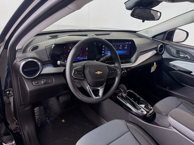 New 2026 Chevrolet Trax LT w/ LT Convenience Package FWD image 11