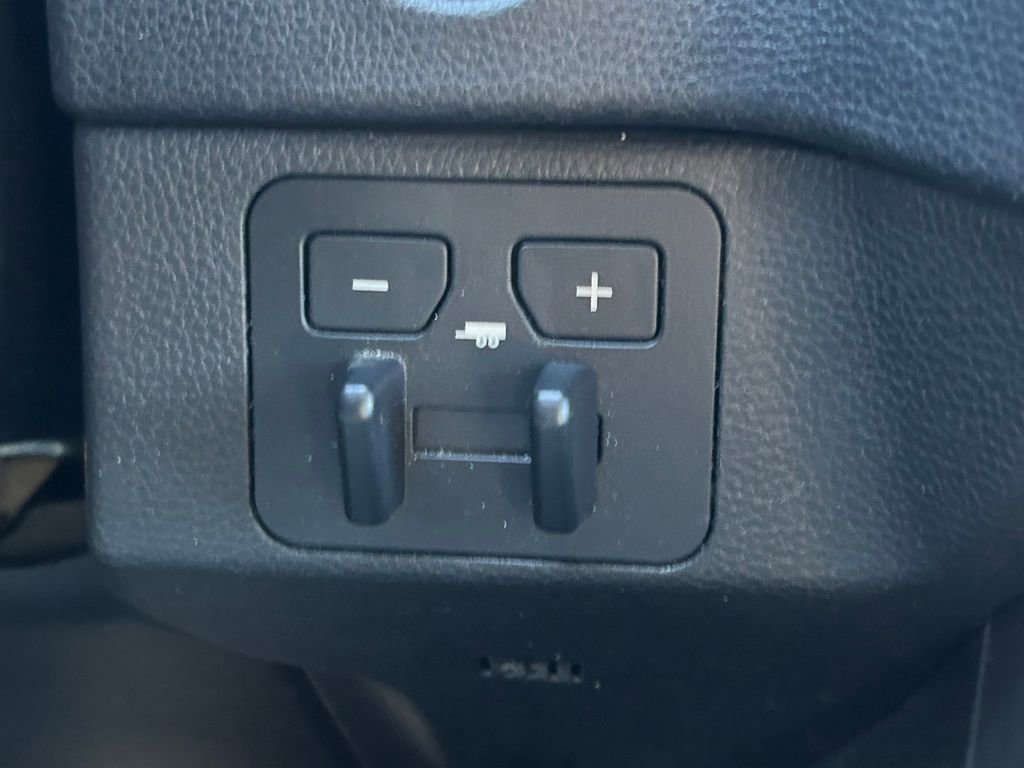 Used 2023 Toyota Tundra SR5 w/ SR5 Convenience Package image 24