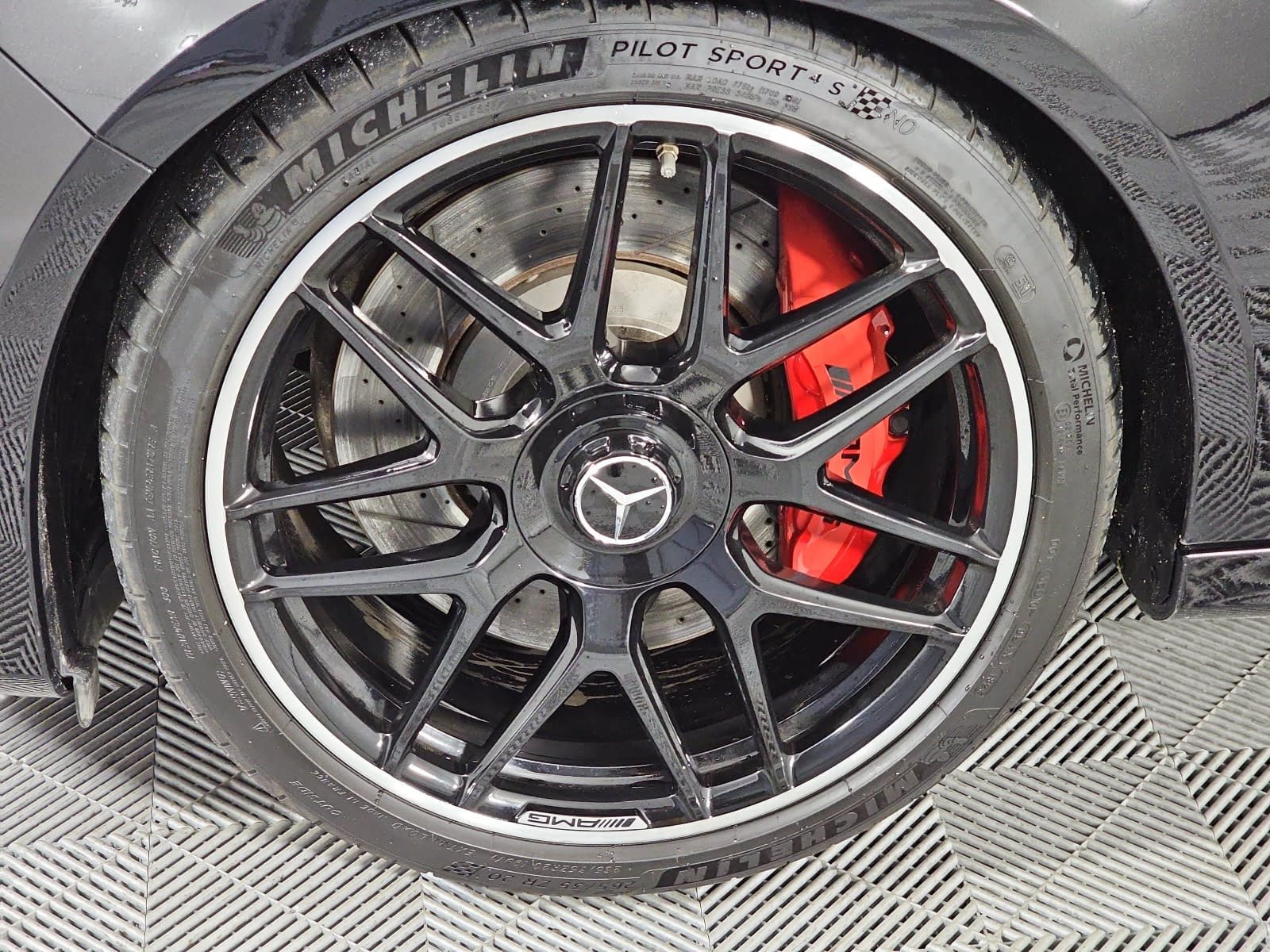 Used 2020 Mercedes-Benz E 63 AMG S image 10