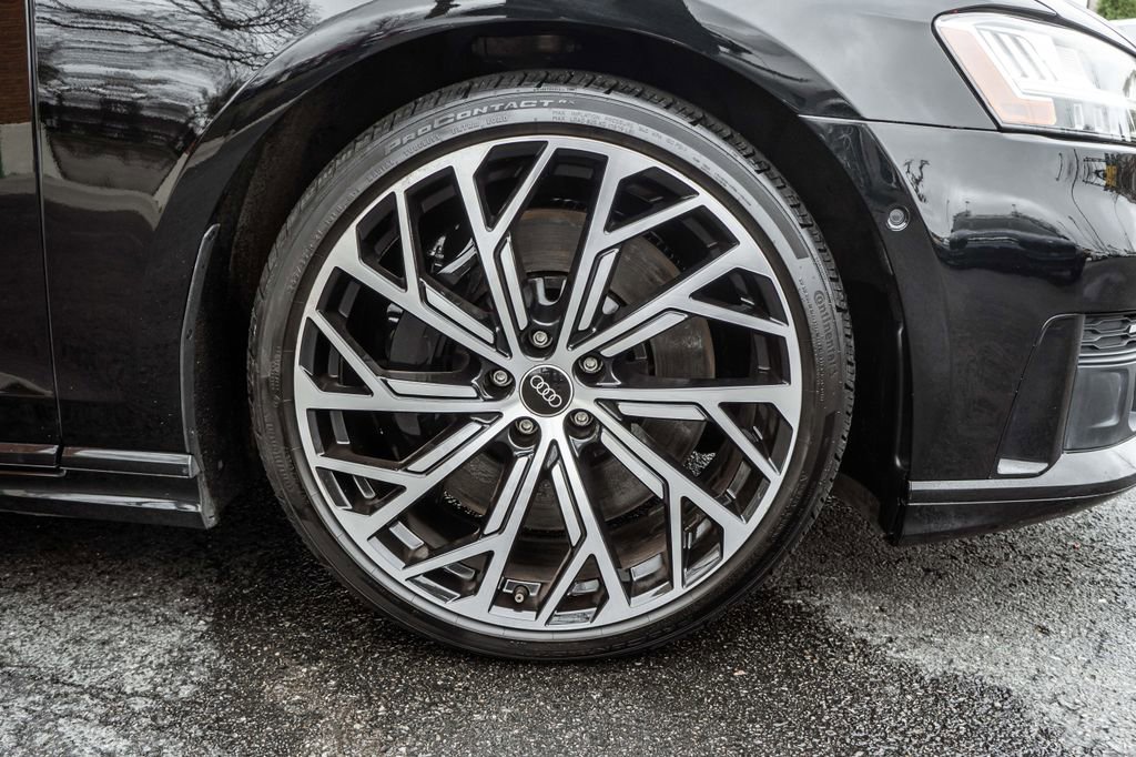 Used 2021 Audi A8 L 4.0T w/ Luxury Package image 5