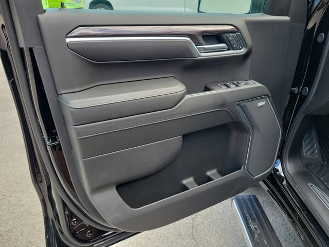 Certified 2025 Chevrolet Silverado 1500 LTZ AWD/4WD image 23