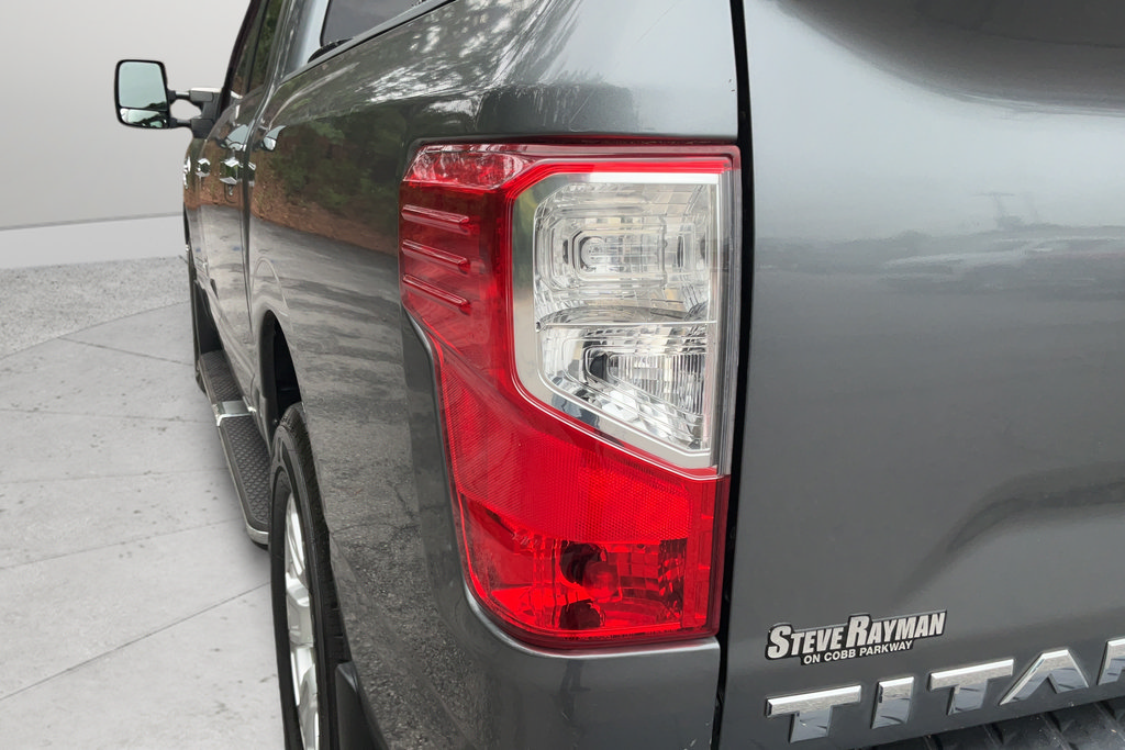 Used 2017 Nissan Titan SV RWD image 30