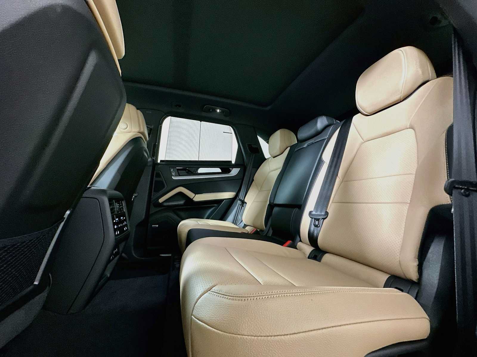 New 2026 Porsche Cayenne S AWD/4WD image 23