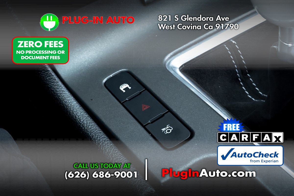 Used 2011 Ford Mustang Shelby GT500 RWD image 21