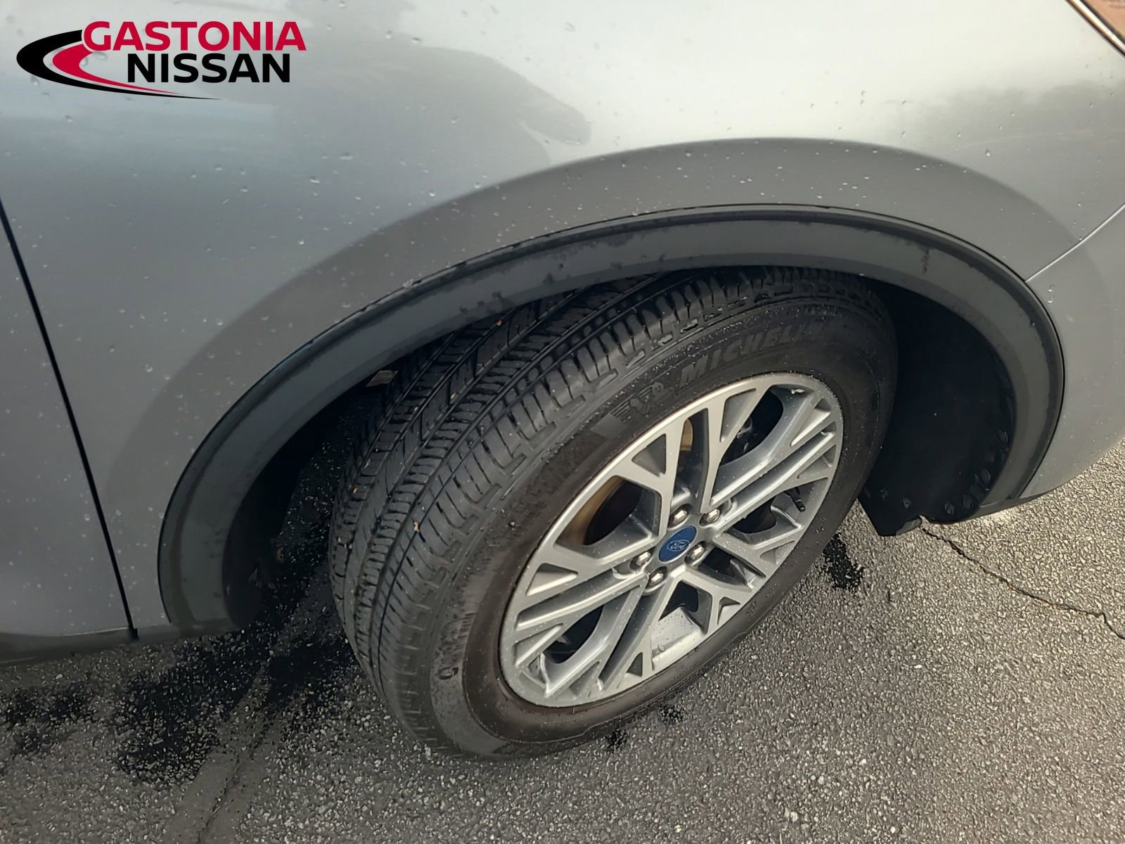 Used 2022 Ford Escape SEL image 18