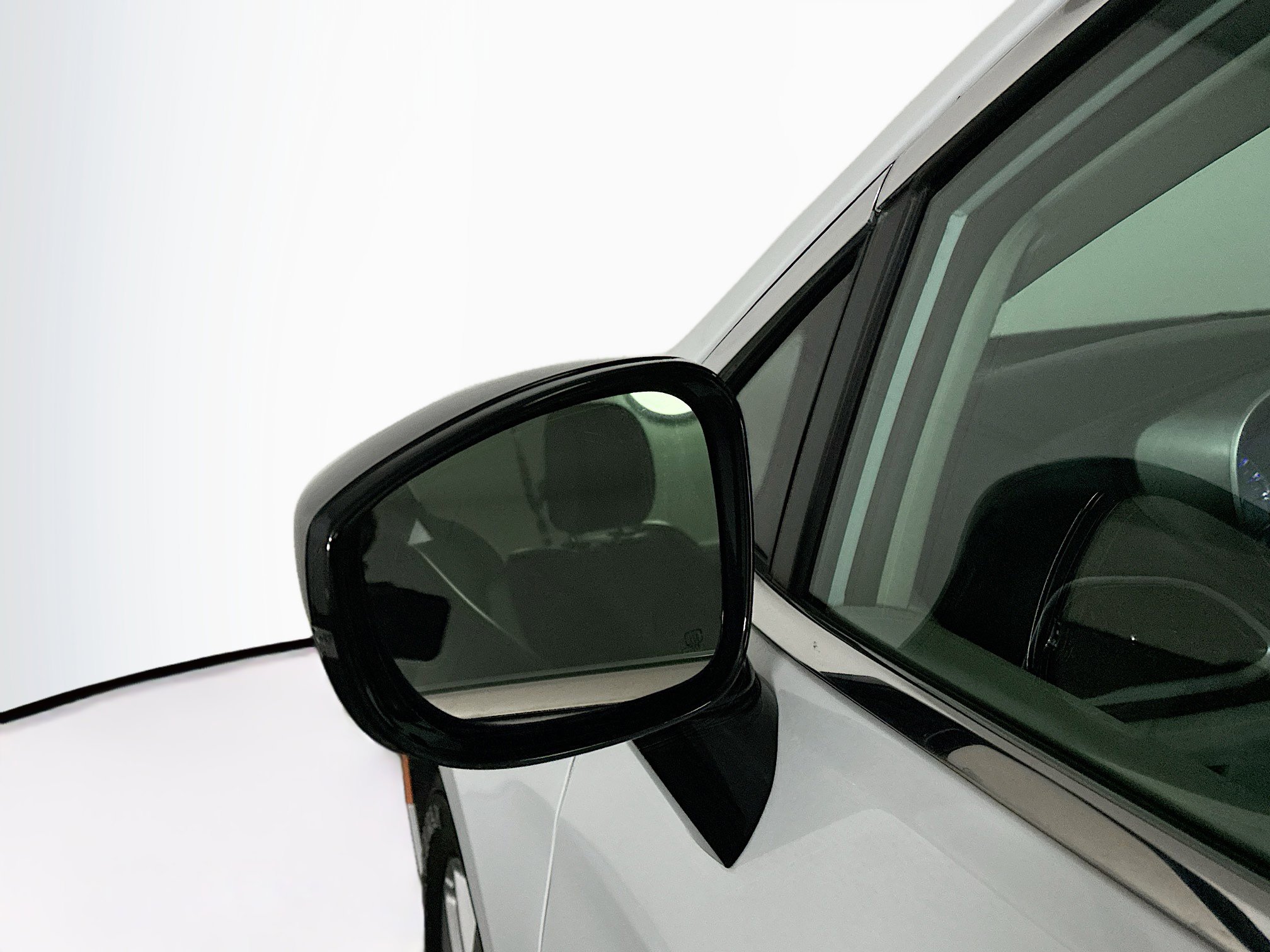 Used 2024 Chrysler Pacifica Touring-L image 16