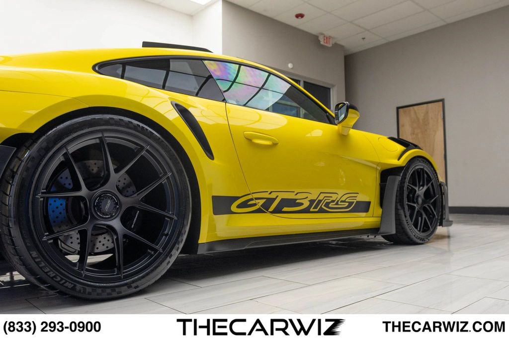 Used 2024 Porsche 911 GT3 RS RWD image 40