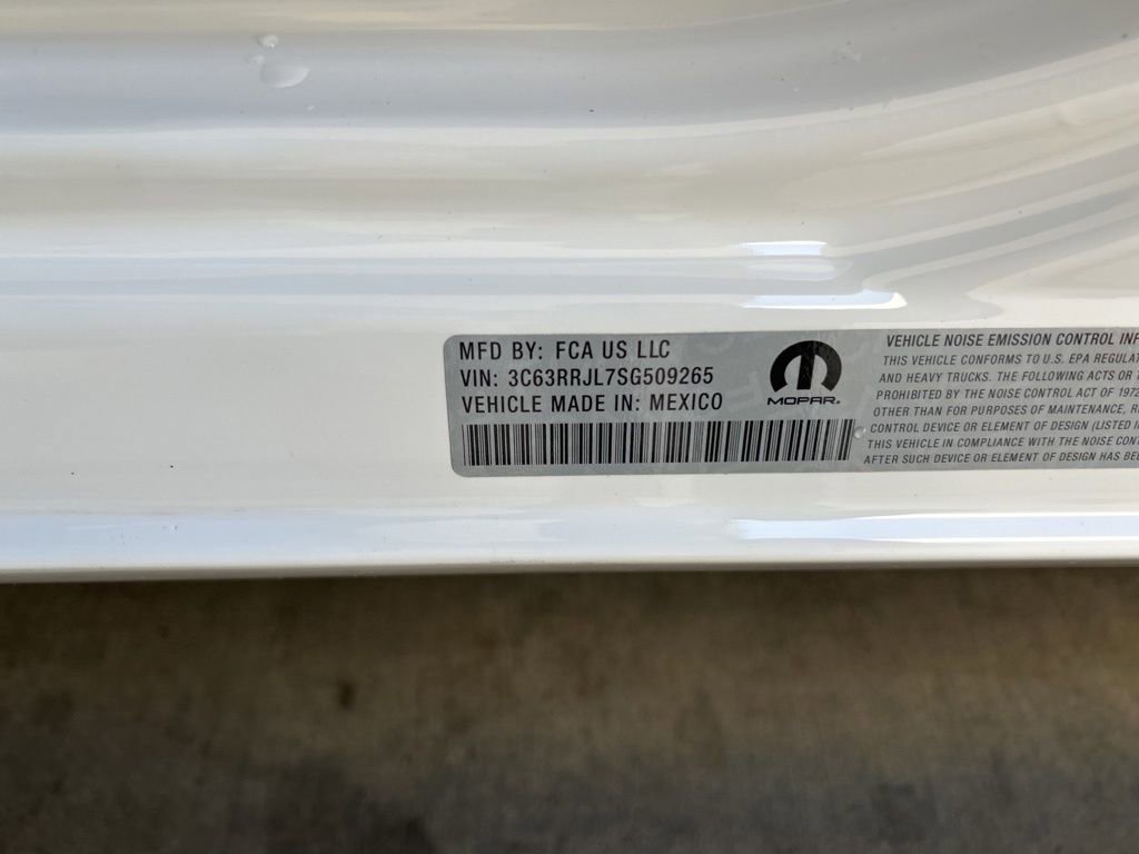 Used 2025 RAM 3500 Laramie AWD/4WD image 52