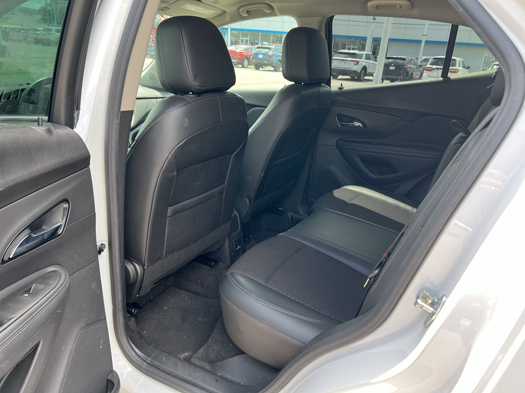 Used 2022 Buick Encore Preferred w/ Safety Package AWD/4WD image 10