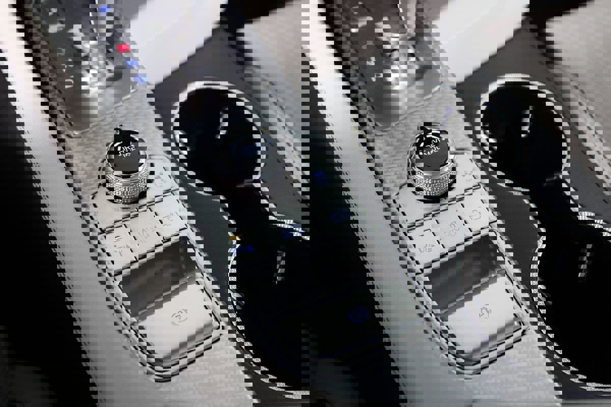 Used 2023 Genesis G70 2.0T w/ Sport Prestige Package image 17