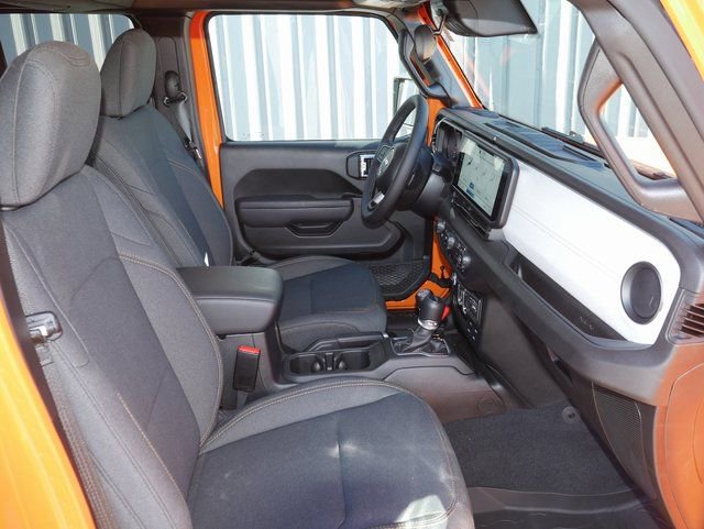 New 2025 Jeep Gladiator Sport image 26