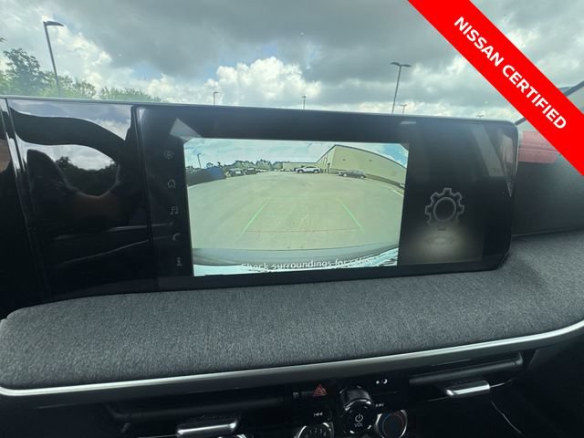 Used 2025 Nissan Kicks SV AWD/4WD image 17