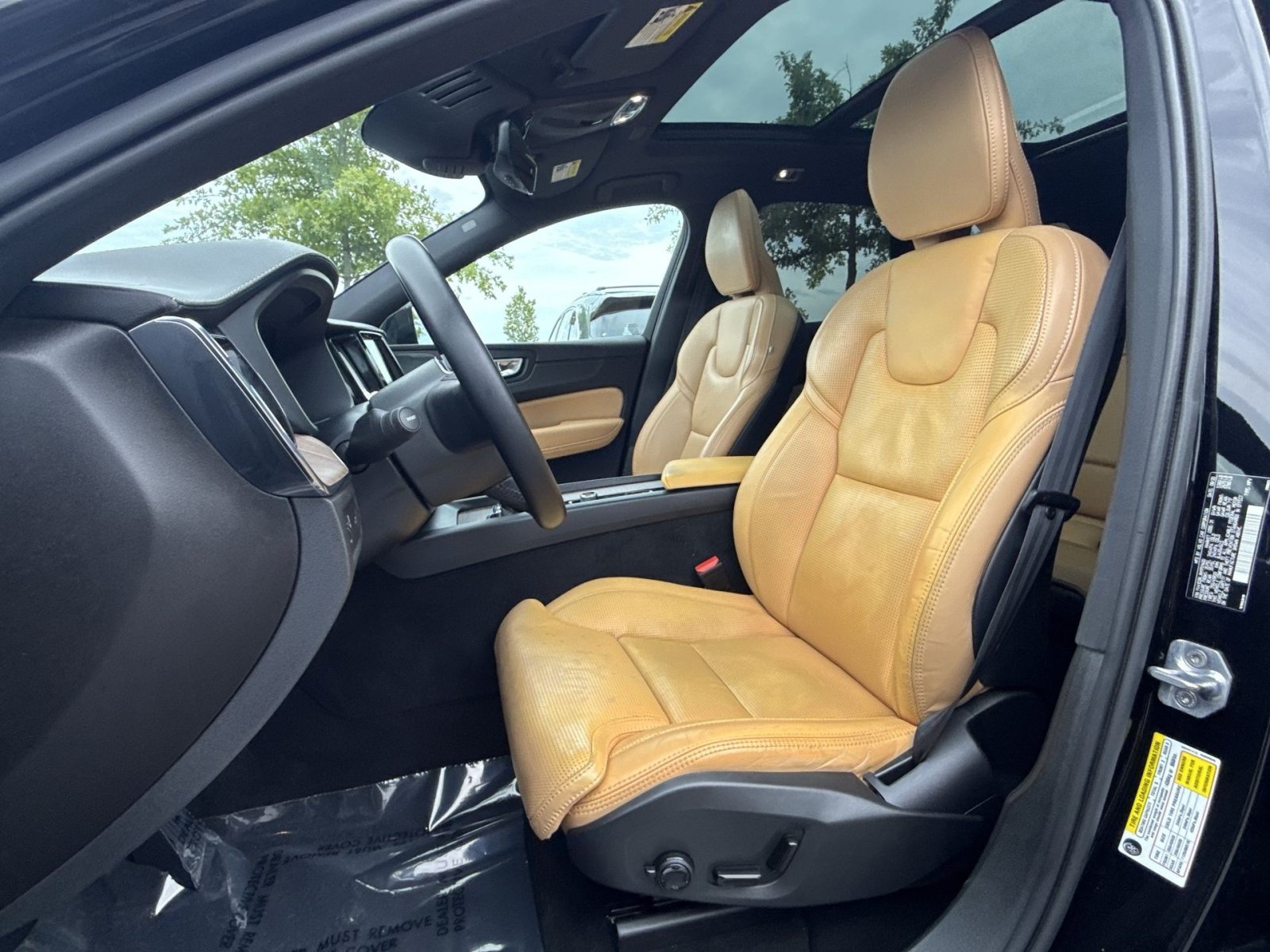 Used 2021 Volvo XC60 T5 Inscription w/ Protection Package Premier AWD/4WD image 13