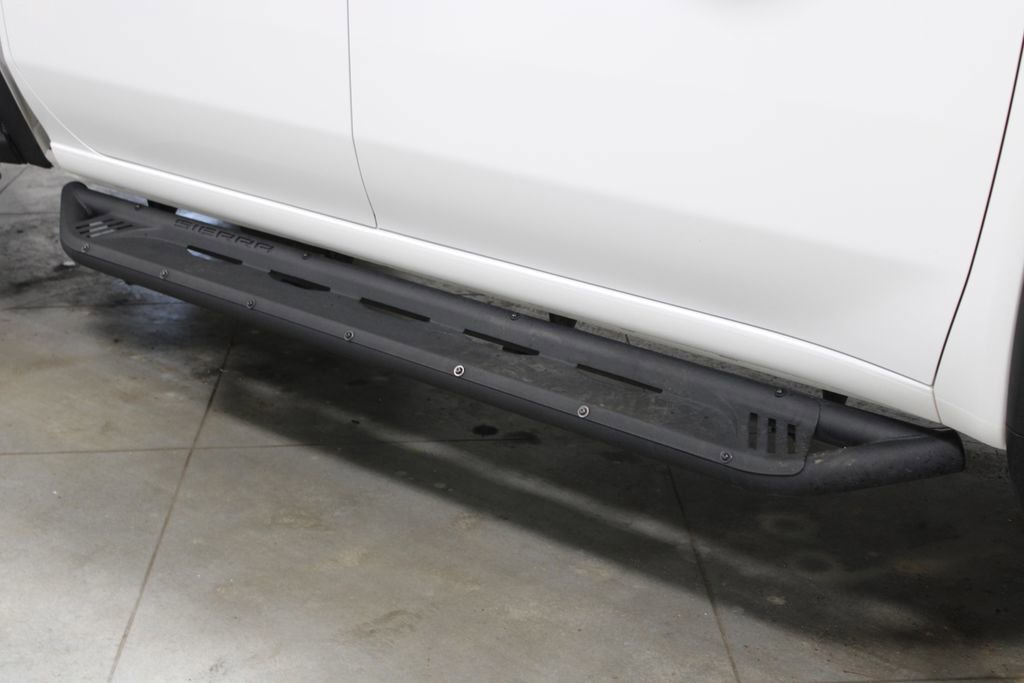 Used 2022 GMC Sierra 2500 AT4 w/ AT4 Preferred Package AWD/4WD image 13