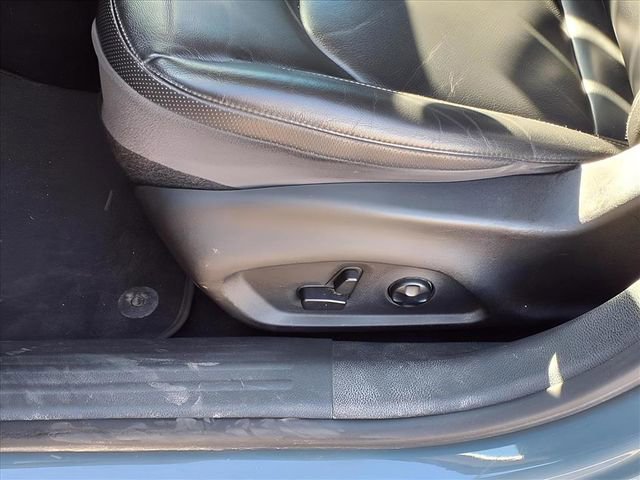 Used 2018 Jeep Renegade Limited w/ UConnect 8.4 Nav Group image 21