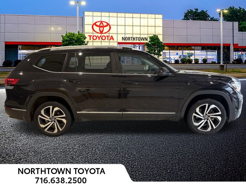 Used 2023 Volkswagen Atlas SEL image 3
