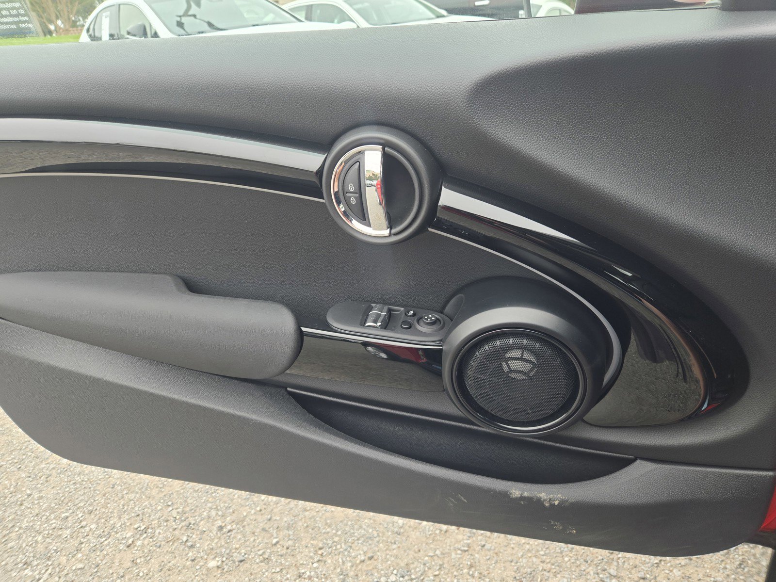 Used 2024 MINI Cooper SE image 24