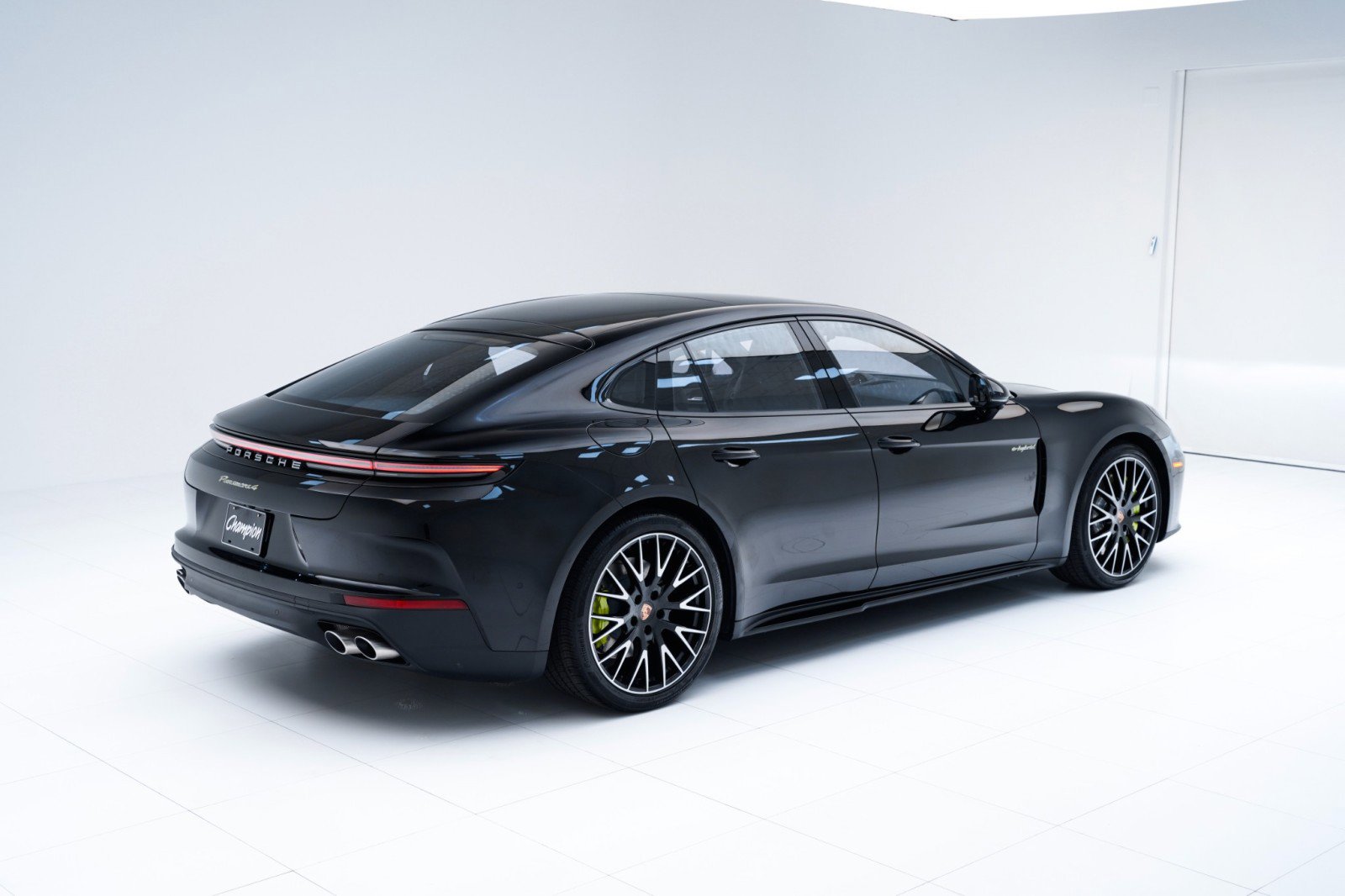 New 2026 Porsche Panamera 4 AWD/4WD image 9