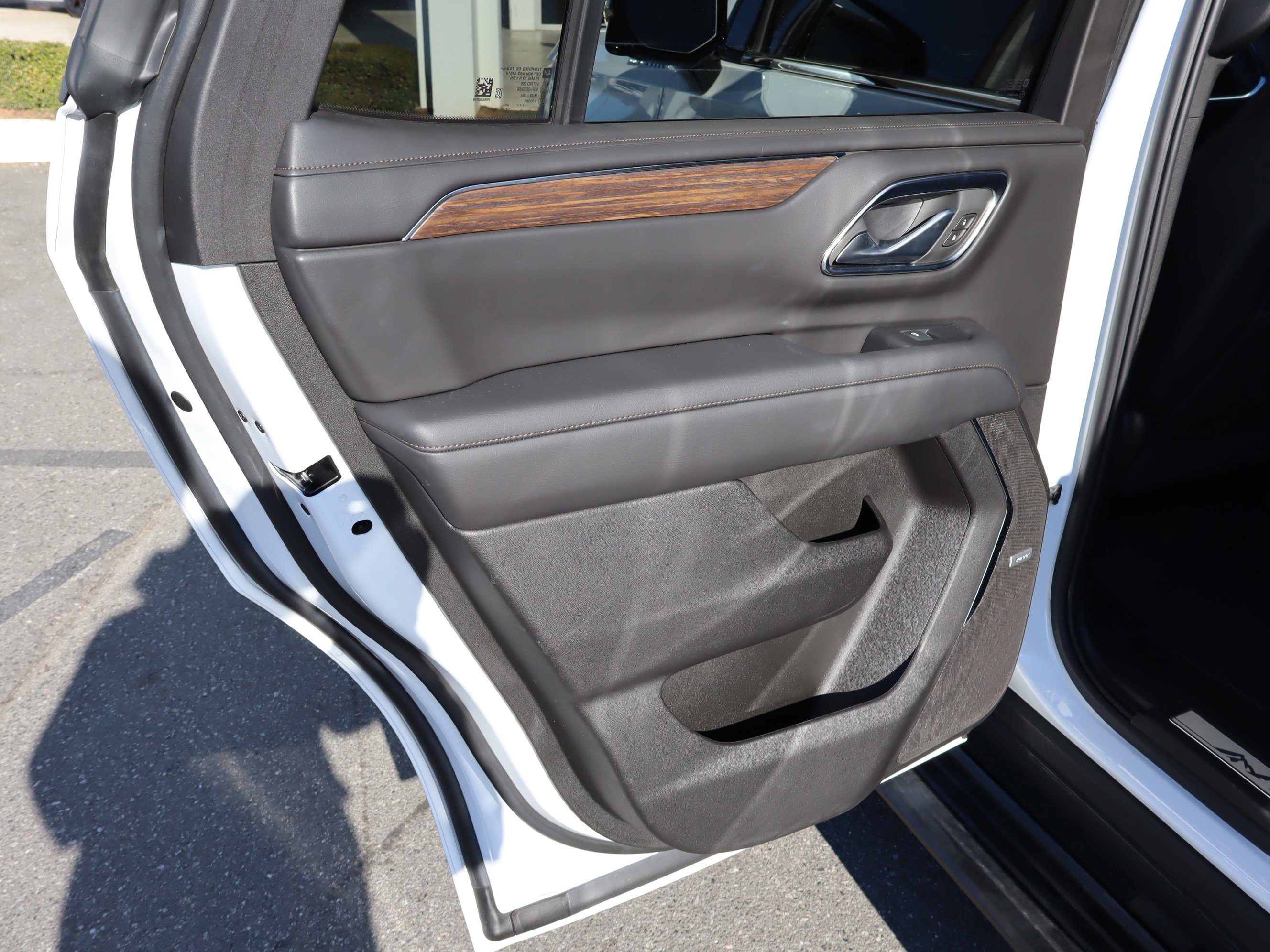 Certified 2024 Chevrolet Tahoe High Country image 32