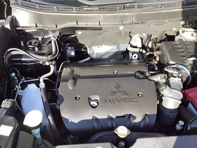 Used 2024 Mitsubishi Outlander Sport SE image 27