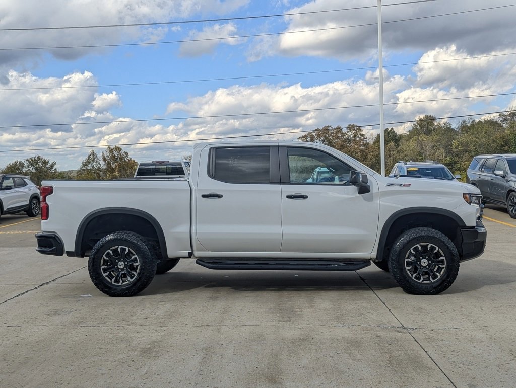 Used 2024 Chevrolet Silverado 1500 ZR2 w/ Technology Package image 6