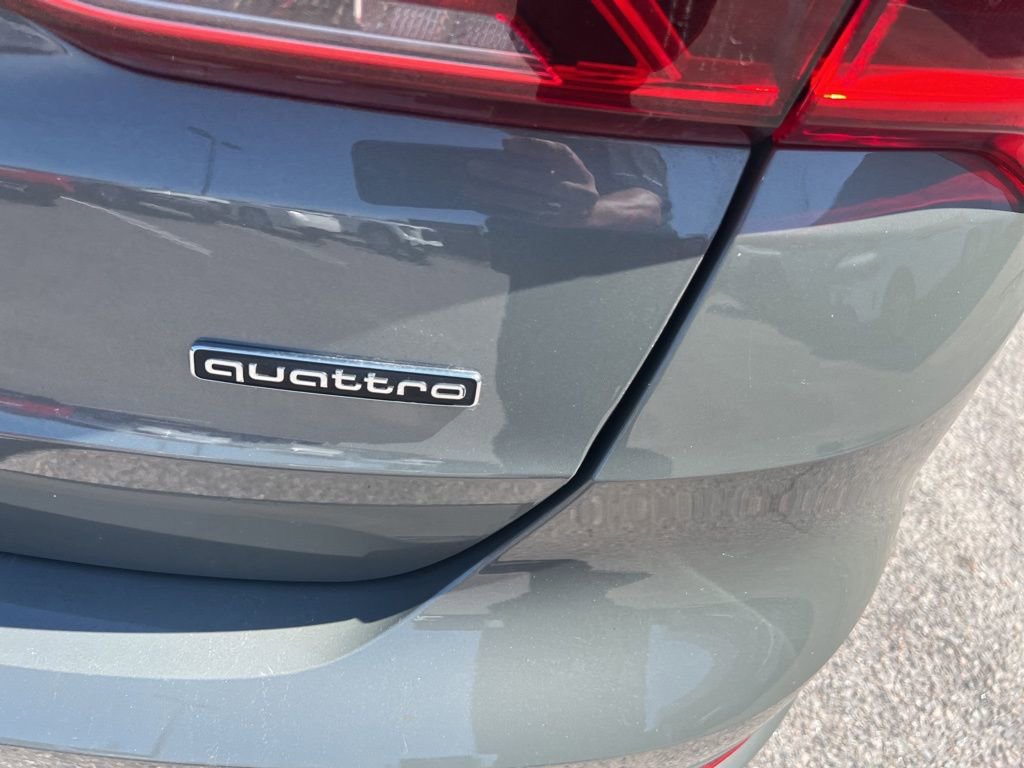 Used 2024 Audi Q3 2.0T Premium image 33