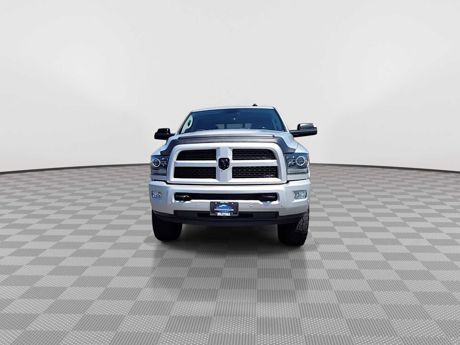 Used 2017 RAM 2500 Laramie w/ Sport Appearance Group AWD/4WD image 3