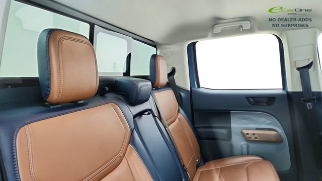 Used 2022 Ford Maverick Lariat image 26