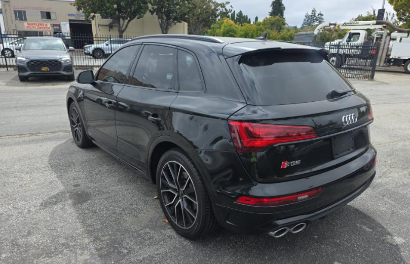 Used 2023 Audi SQ5 Premium Plus w/ Premium Plus Package AWD/4WD image 4