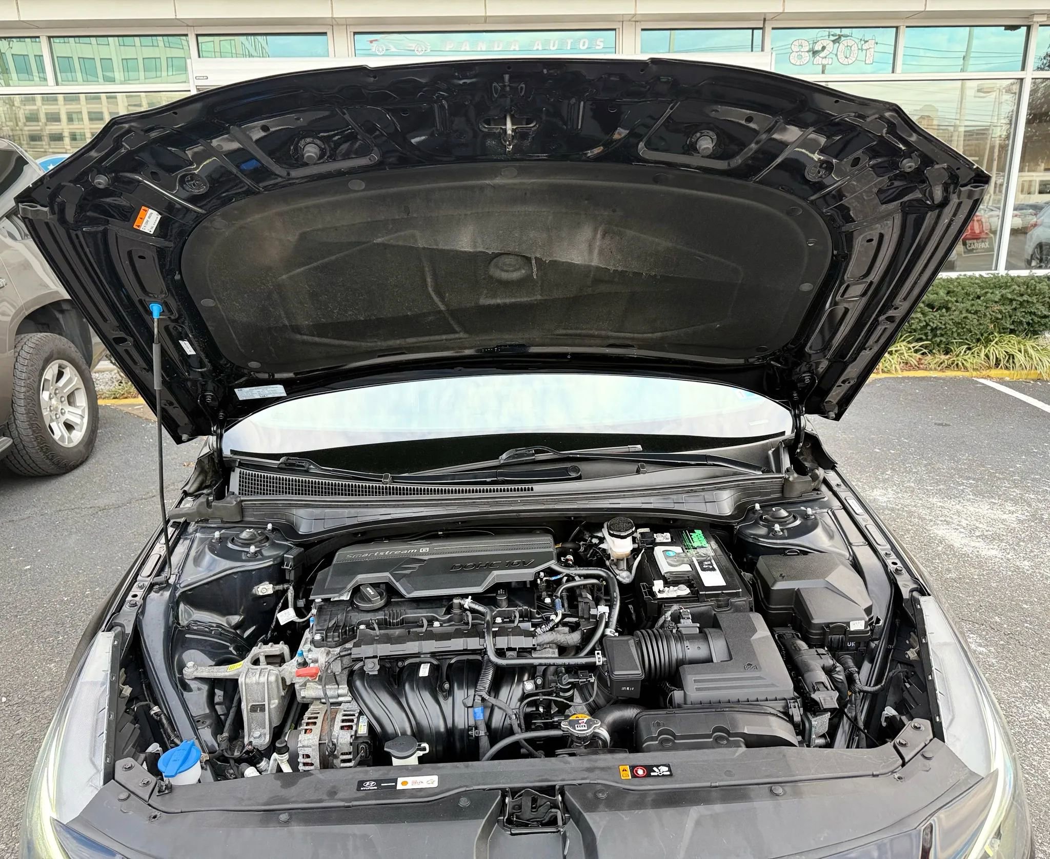 Used 2021 Hyundai Elantra SE w/ Cargo Package image 34