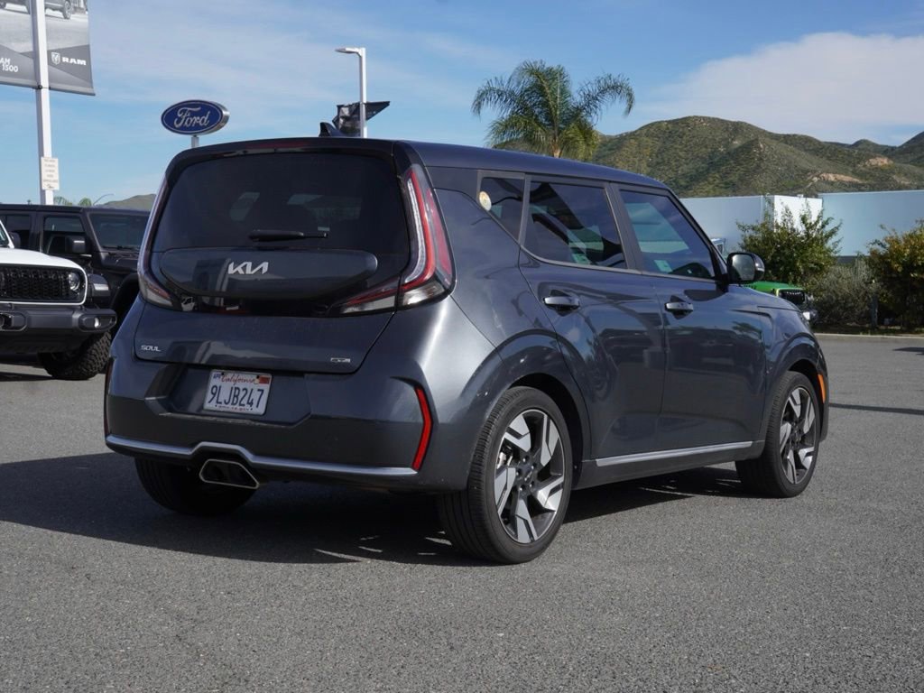 Used 2023 Kia Soul GT-Line w/ GT-Line Technology Package image 4