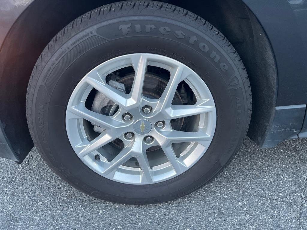 Used 2022 Chevrolet Equinox LT w/ Driver Convenience Package FWD image 8