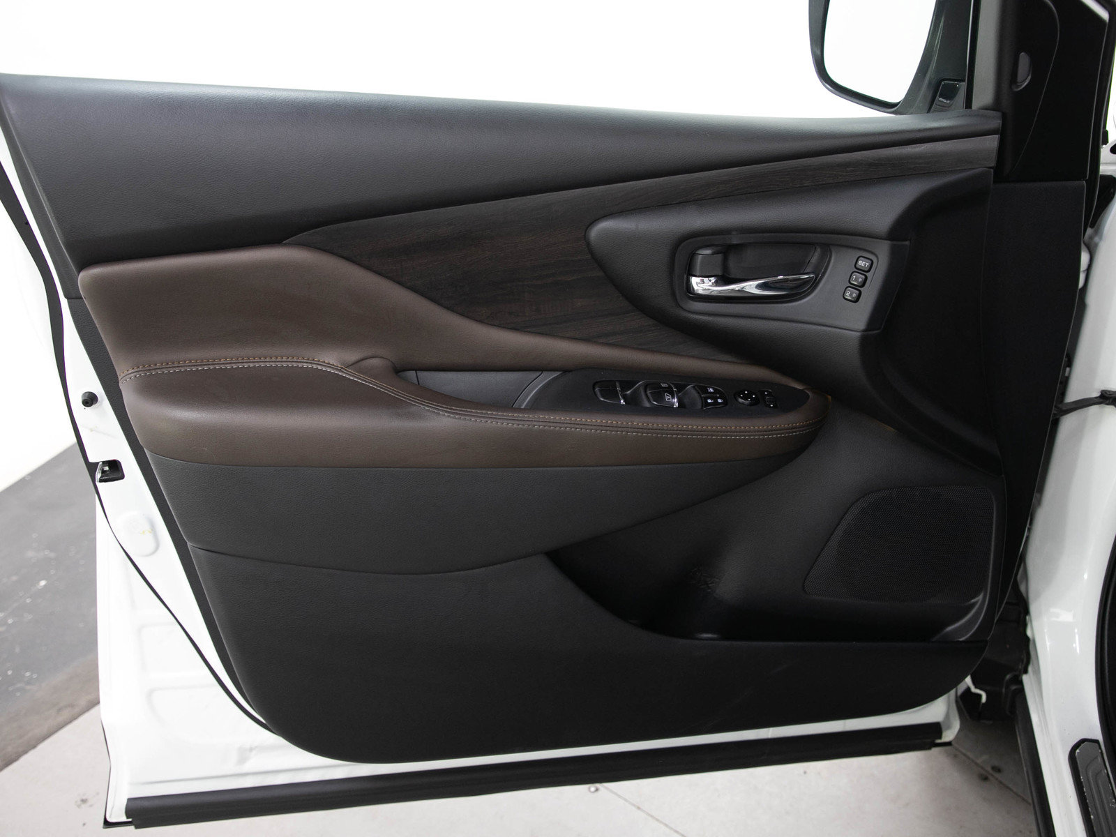 Used 2024 Nissan Murano Platinum AWD/4WD image 21