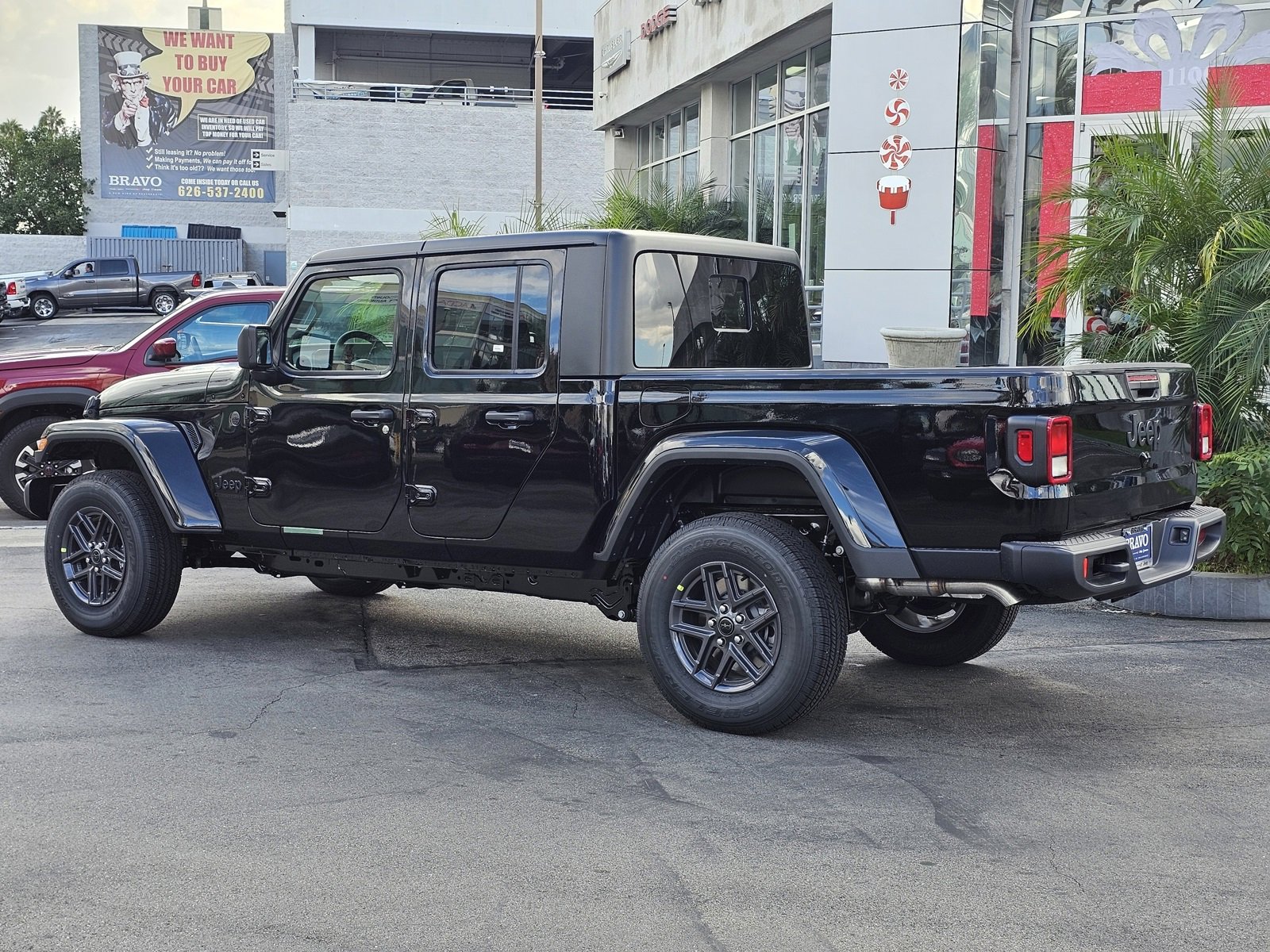 New 2026 Jeep Gladiator Sport image 5