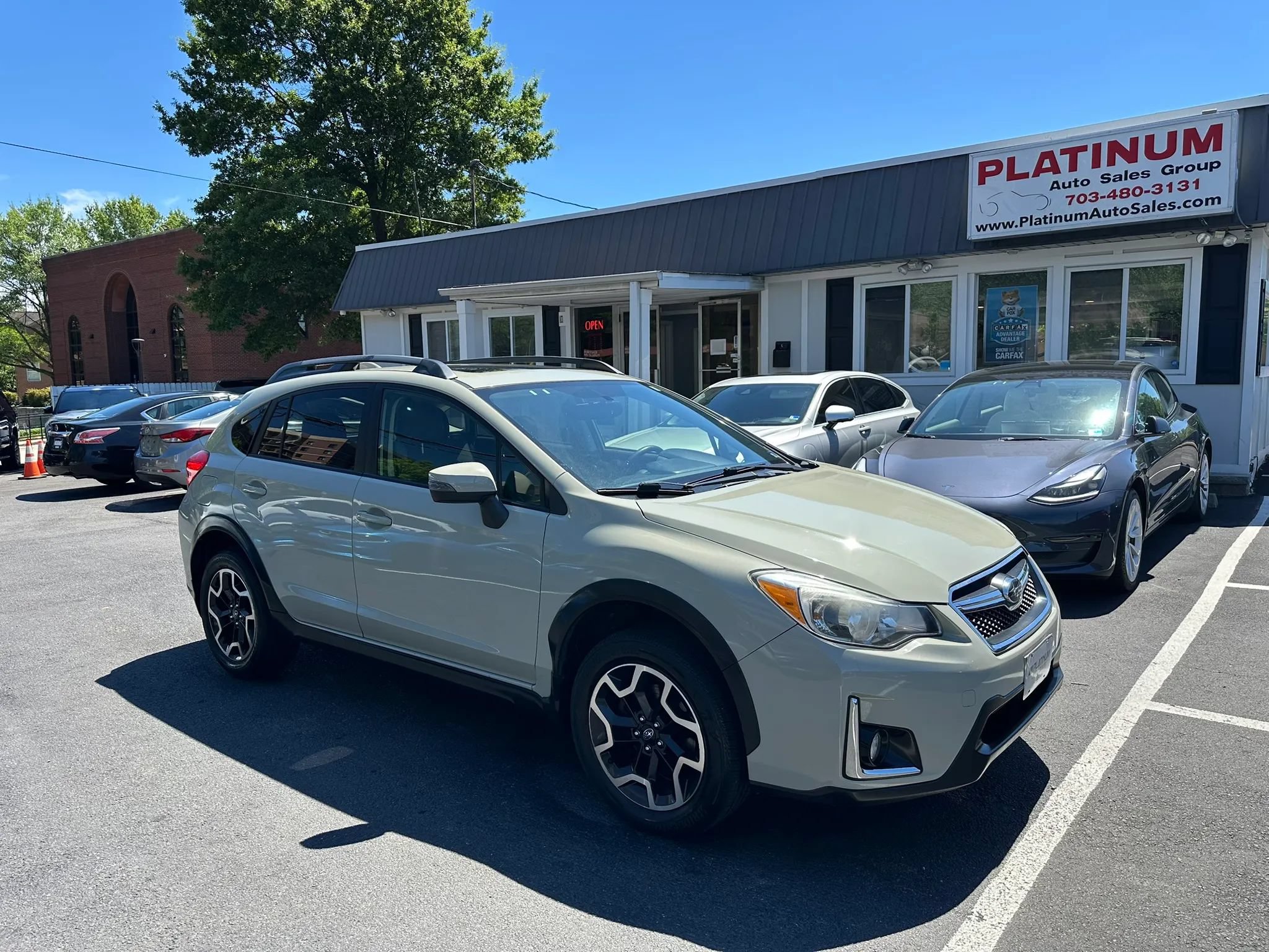 Used 2016 Subaru Crosstrek 2.0i Limited AWD/4WD image 1