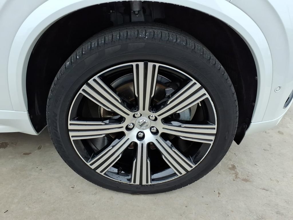 Used 2023 Volvo XC90 B6 Ultimate AWD/4WD image 9