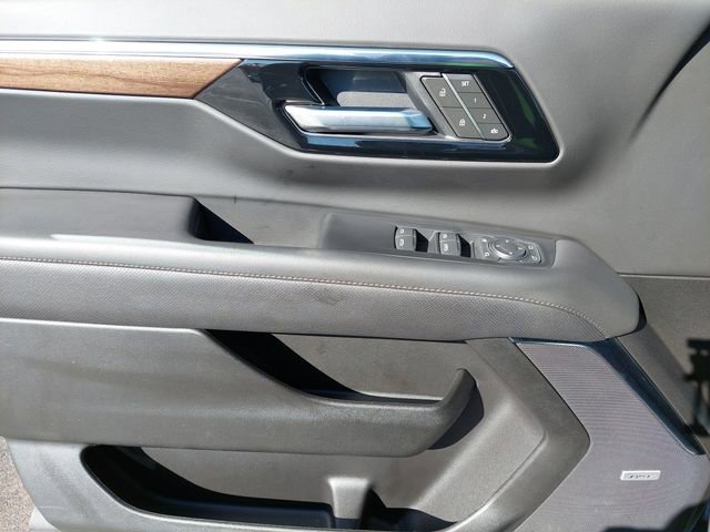 Used 2025 Chevrolet Tahoe High Country image 53